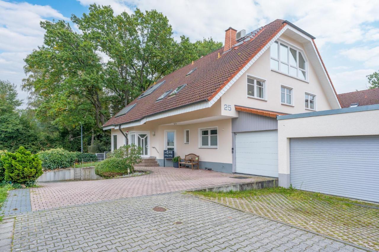Große, moderne Wohnung im Grünen nahe Frankfurt Dreieich Exterior foto