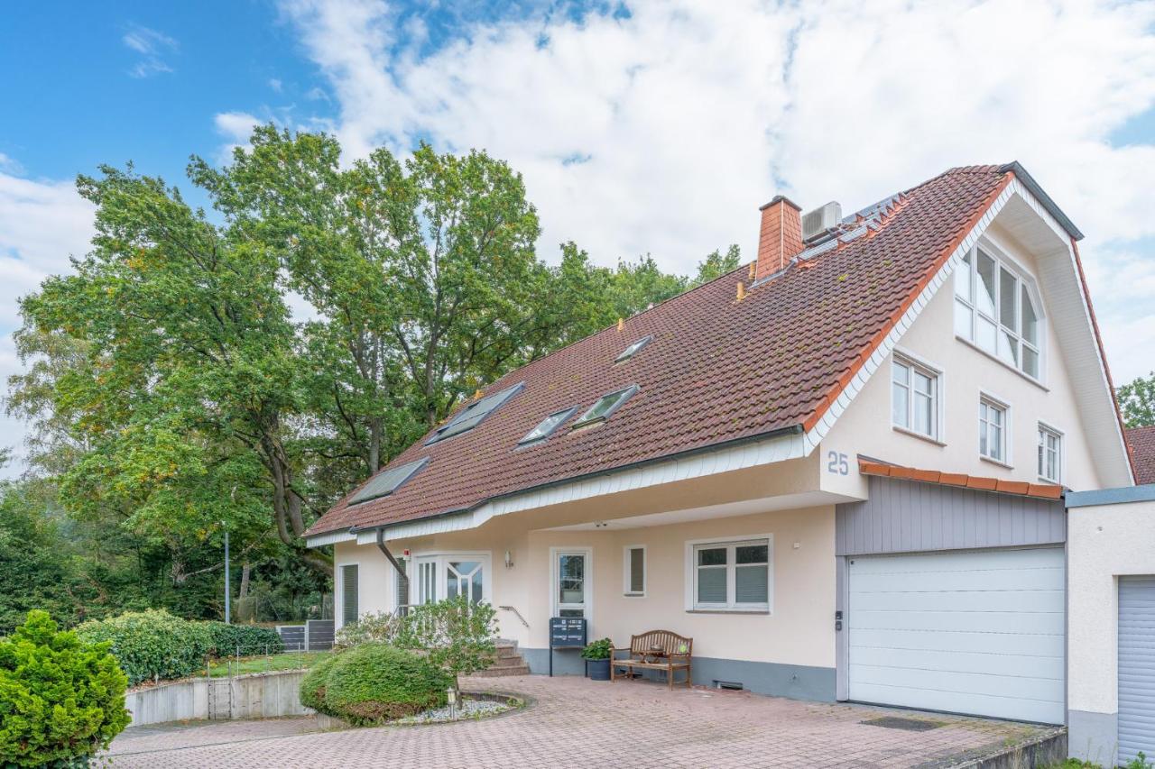 Große, moderne Wohnung im Grünen nahe Frankfurt Dreieich Exterior foto